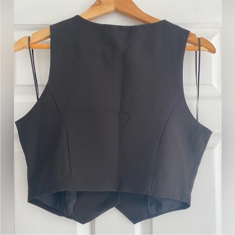 Sincerely Jules Black Short Vest Size M - Picture 4 of 5